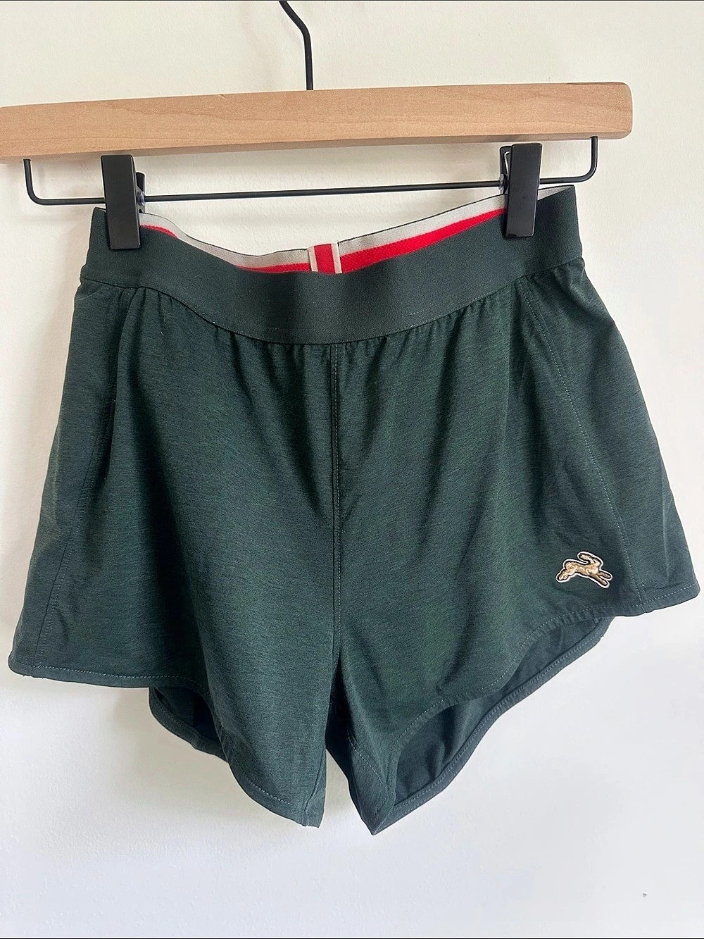 Tracksmith Session Shorts Athletic Shorts in Green & Red Size Small